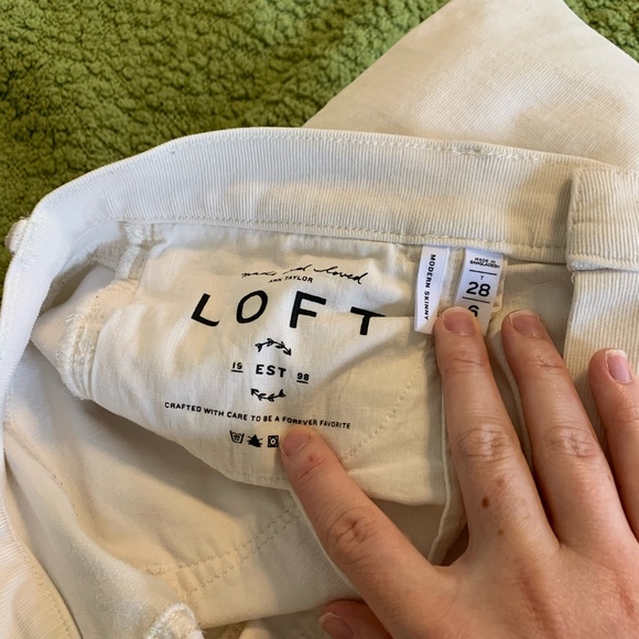 ❌SOLD❌ LOFT Winter White Corduroys - Picture 5 of 5